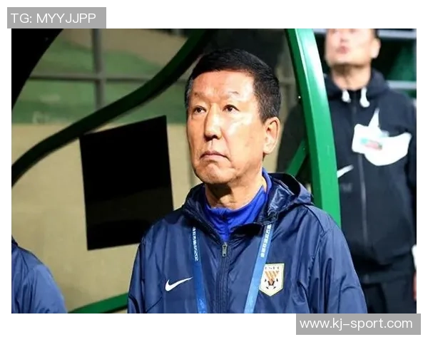 黄娜专访：从绿茵场到人生舞台的足球旅程回顾与展望