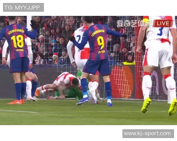 世界杯精彩对决巴萨逆转尤文图斯乌龙球成比赛转折点