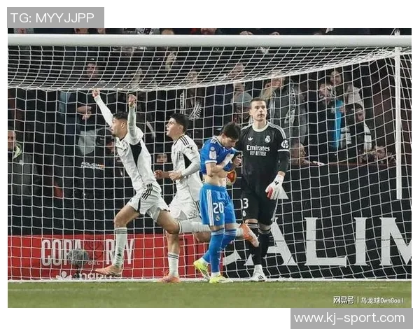 国王杯激战莱比锡险胜曼联乌龙球成比赛转折点引发热议