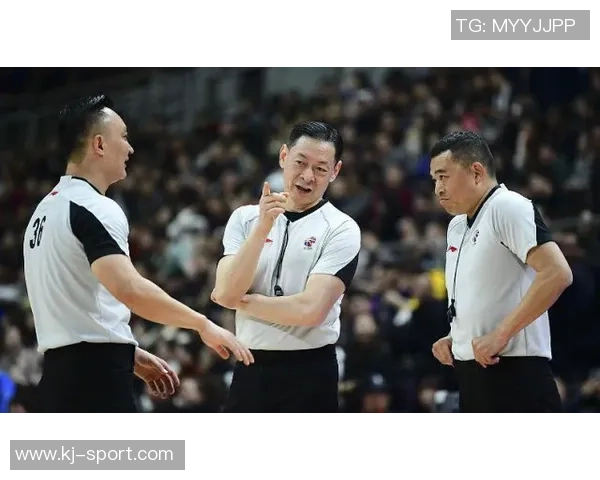 意甲激战利物浦强势逆转本菲卡争议判罚引发全场热议