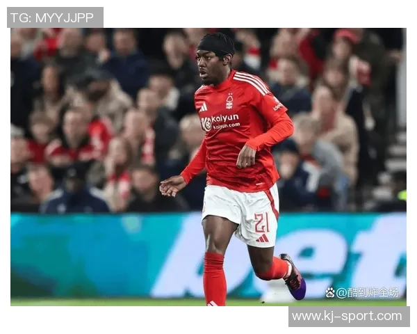 英超精彩对决里昂大胜AC米兰点球大战引发全场狂欢