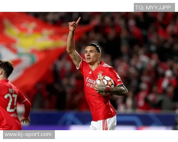 德甲激战本菲卡与利物浦握手言和乌龙球瞬间引发全场热议与数据分析