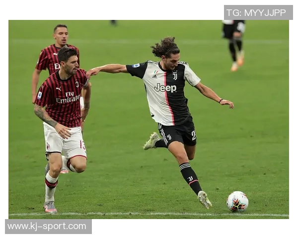 欧联杯惊现经典对决尤文图斯逆转AC米兰上演绝杀之战