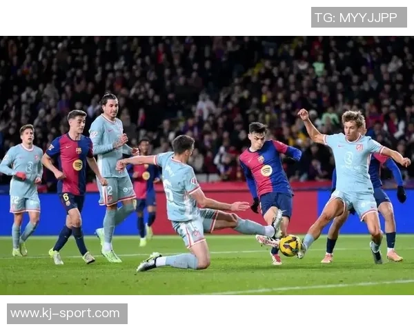 欧联杯精彩对决巴萨狂胜利物浦五球横扫引发全场狂欢