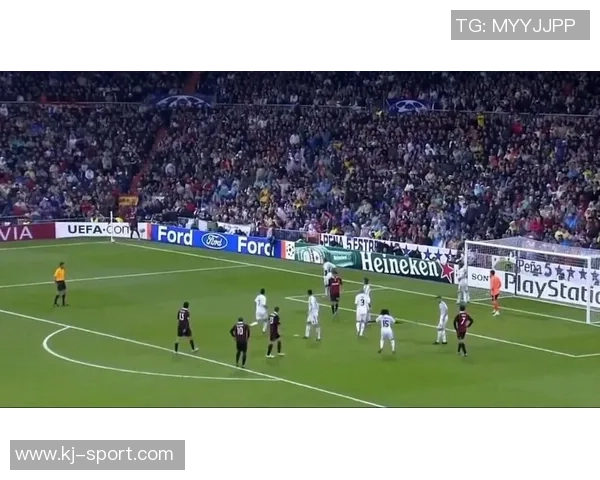 欧冠激战AC米兰与热刺互交白卷绝杀瞬间引发转会传闻热议